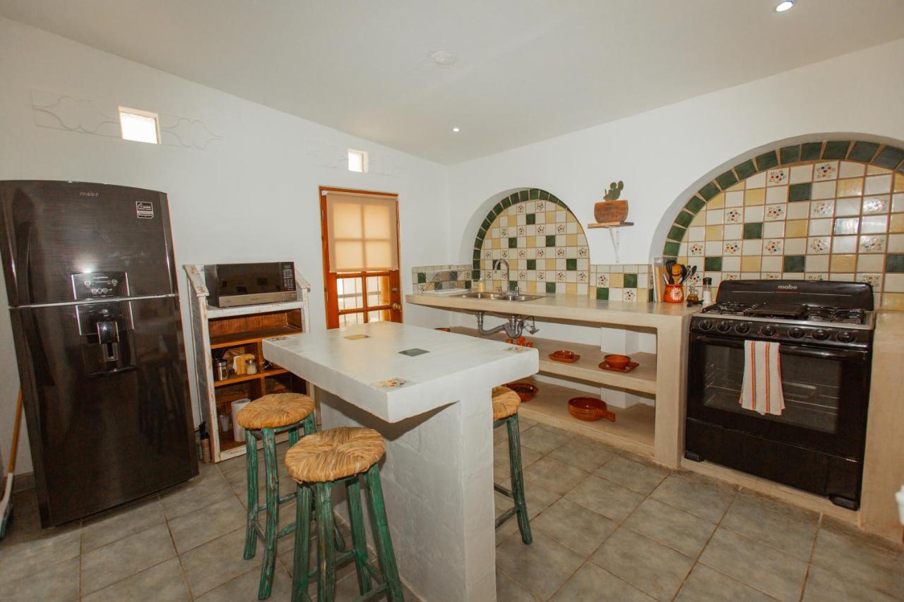 Cien Palmas- Authentic Mexican Casita 1 -Downtown Todos Santos Bagian luar foto